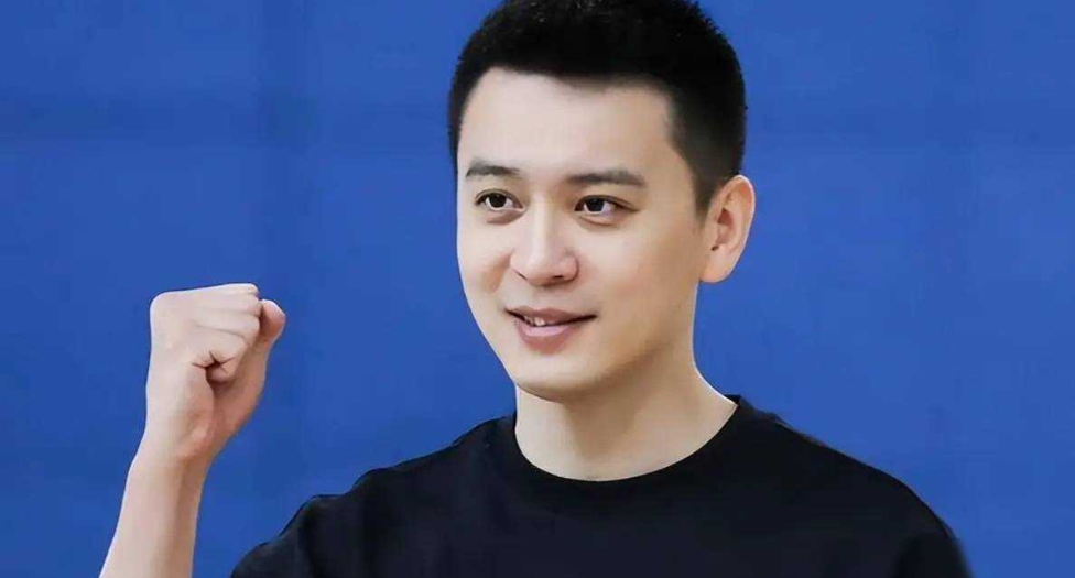 1月9日，据著名体育人导演我躺哪儿爆料，NBL球队辽宁益胜雪狼正寻求转让，而球队