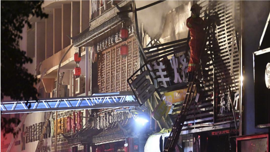 形式主义的安全检查真是够了：批评形式主义何尝不是另一种形式主义