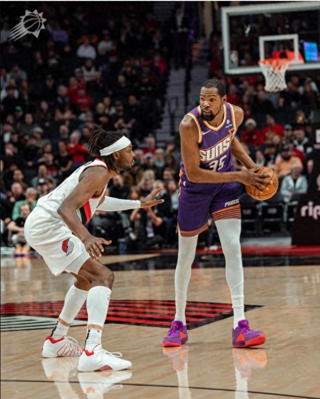 太阳104-109不敌开拓者，整体攻守都有问题！

1.全场比赛差不多就是靠着杜