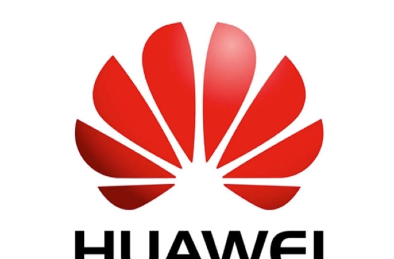 苹果官网崩了，马斯克讽刺苹果15，华为销量低于苹果，中国人就喜欢苹果，马斯克在网