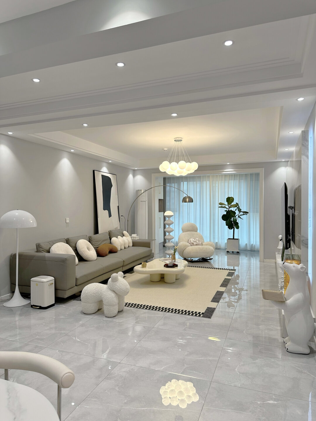 26岁住进Dream house，真的越来越爱了！
坐标：山东临沂
户型：三室两