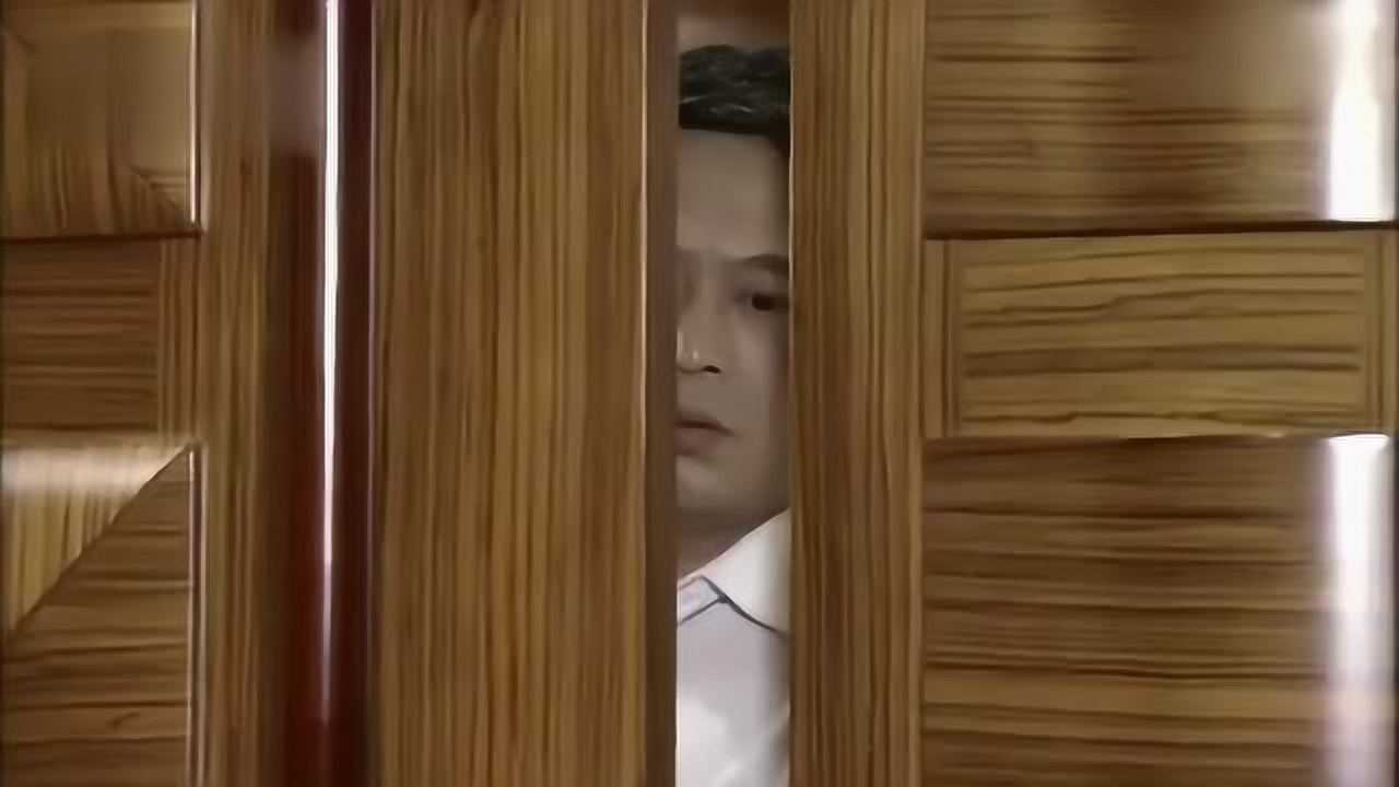 姥姥出殡的那天，舅舅和妈妈相拥痛哭，只有我知道，真正的杀人凶手其实是他们