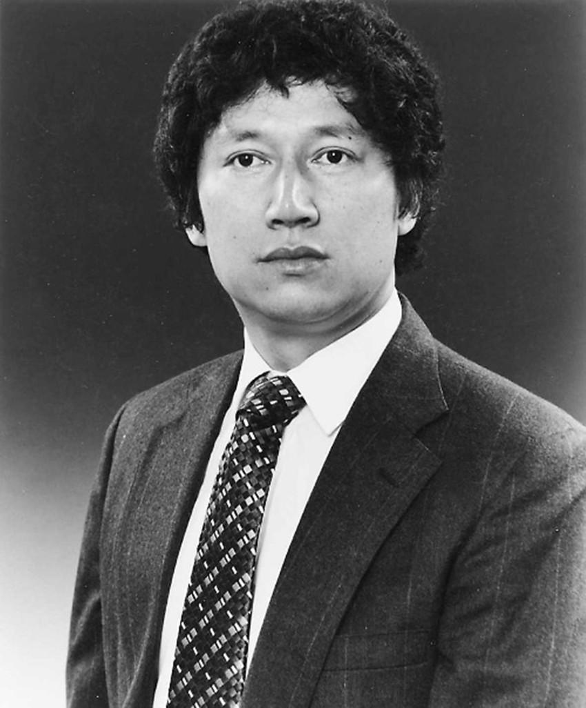 李春平: 31岁娶69岁美国富婆, 继承百亿遗产, 一回国就捐了6亿