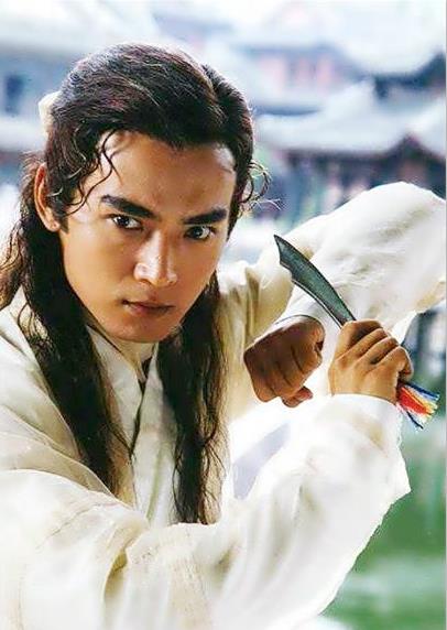 谁能在武侠小说中找出来一个比小李飞刀更出名的兵器，没有，绝对没有？ 

小李飞刀