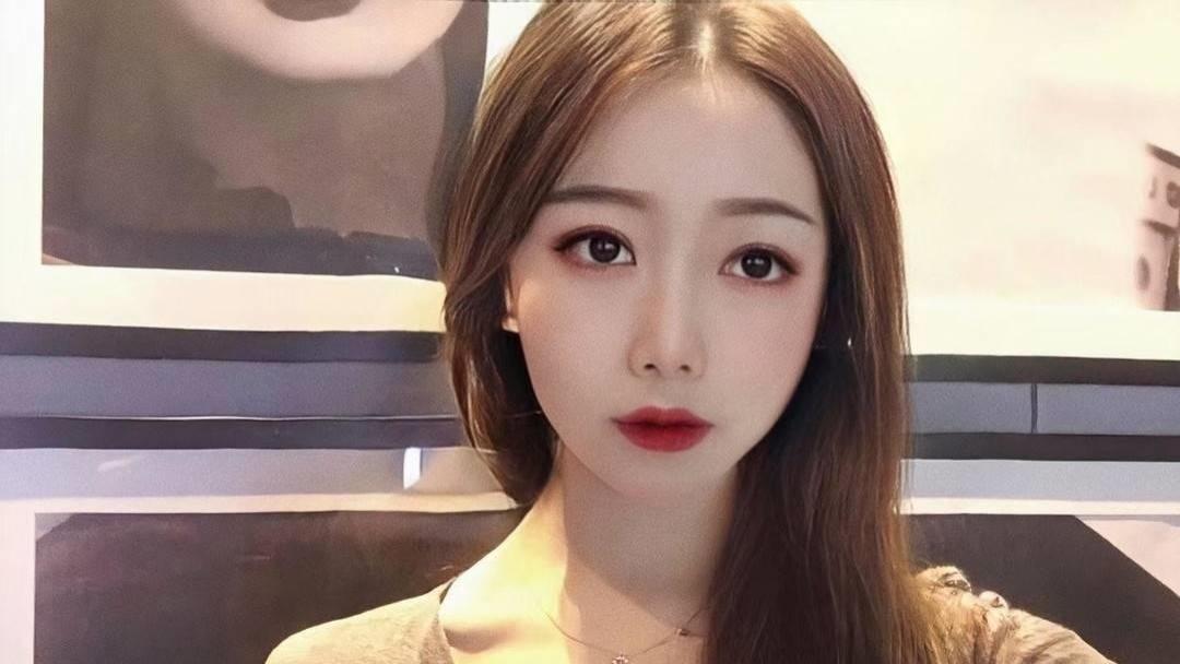 她被大火烧伤，历经13次手术，坚称不要同情，网络粉丝过百万