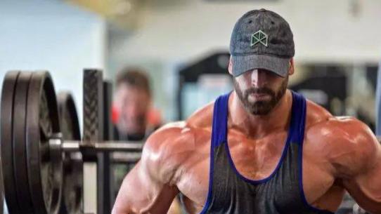 男生胸肌大，会有什么烦恼？