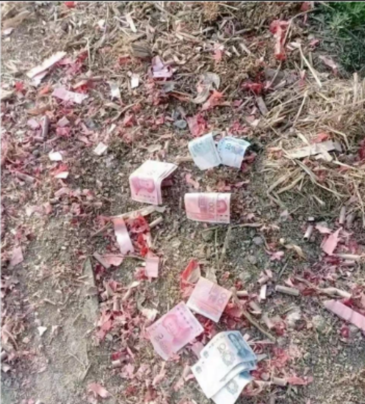 在马路边看到的，这钱捡了不会出什么事吧？