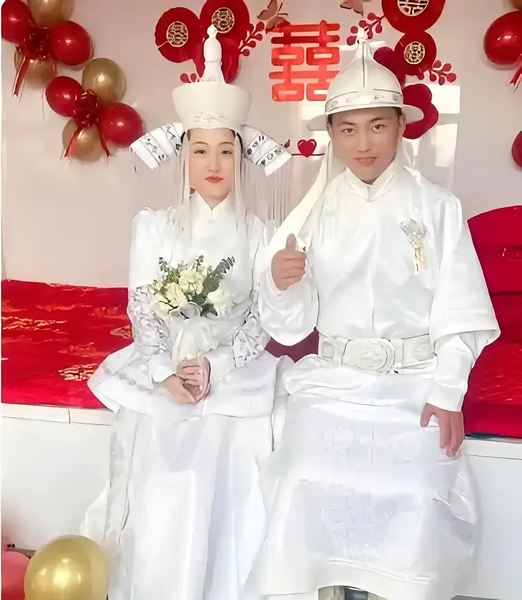 这是哪里的婚礼服，有网友知道吗？