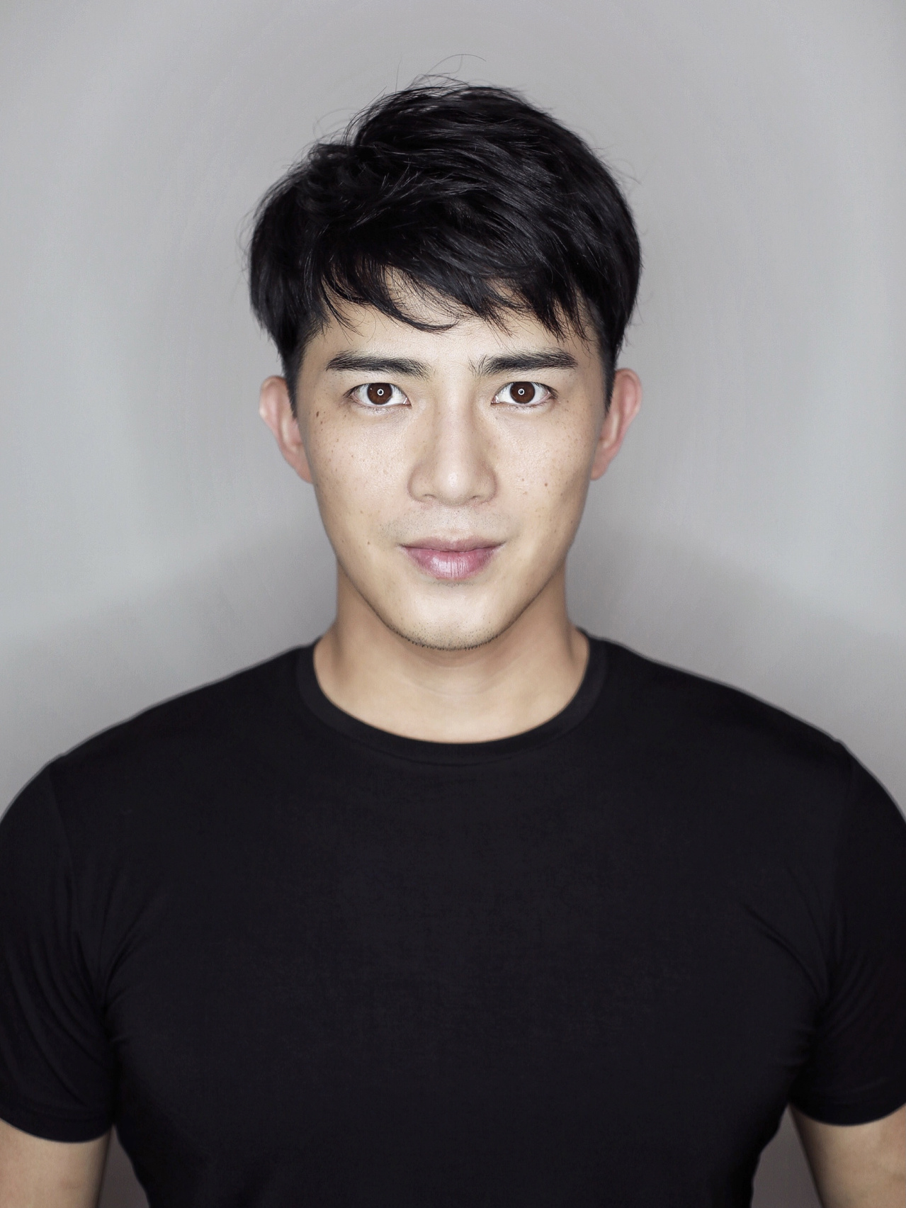 六个更适合亚洲人脸型的男士中长发造型