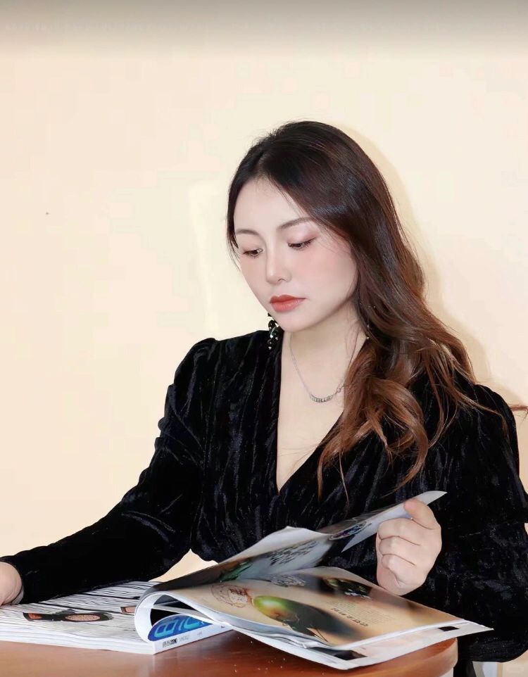 厦门约妆到底值不值？蜕变改造，放大你的美
根据你的三庭五眼，画出最适合你的妆容，
