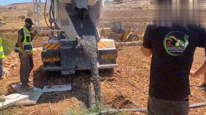 以色列过分了，为断绝巴勒斯坦农业用水，往地下井里灌混凝土

外媒报道，7月27日