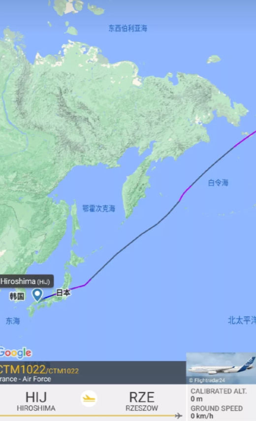 泽连斯基刚刚返回乌克兰，降落在靠近乌克兰的波兰城市热舒夫。仍是那架法国空军的专机