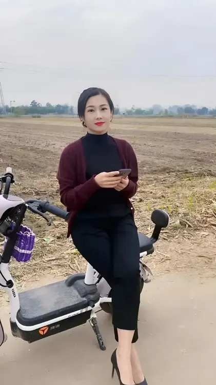 中山大学毕业后，我是第一个拿到OFFER的人，但最终在家人和高中老师的双重影响下