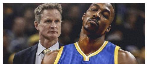 霍华德试训勇士
前NBA扣篮王、最佳防守球员霍华德试训勇士，勇士发言人形容为“一