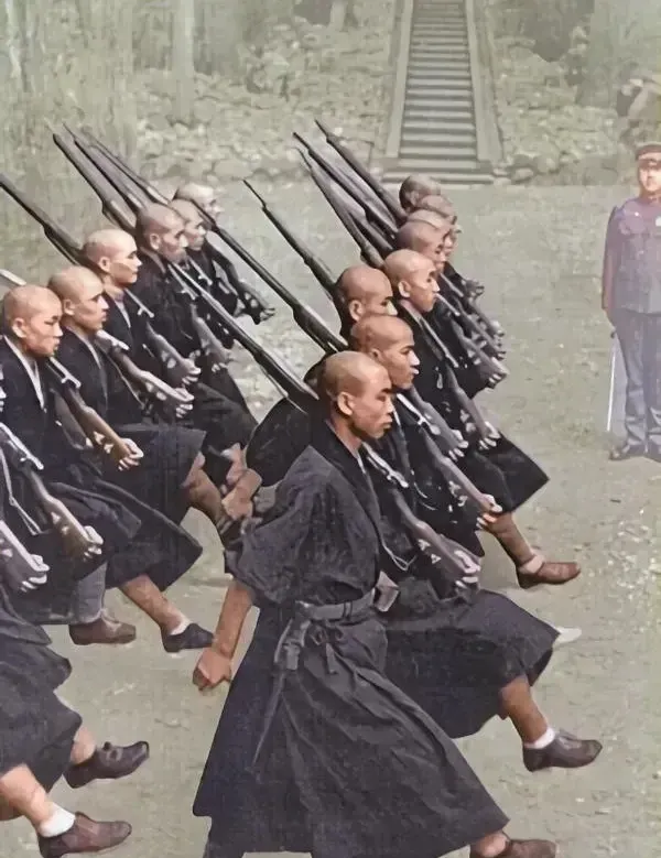 也许有人不知道，在日本侵华战争时期，到中国烧杀抢掠的不仅仅的是日本军队的官兵，还