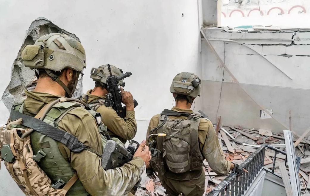 以色列不好收场了！以色列对加沙希法医院发起行动后，巴勒斯坦方面声称以军杀害了30