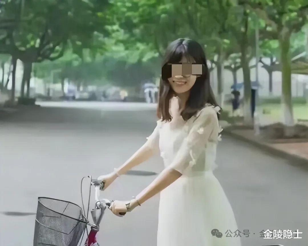 女老师被丈夫举报出轨16岁学生