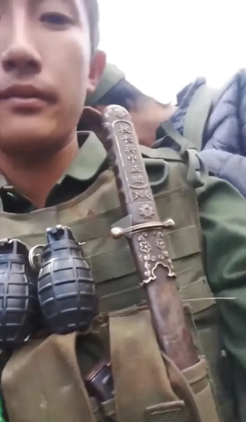 就说缅甸同盟军是以前的国军吧，你们还不信！这下证据摆在眼前总应该信了吧