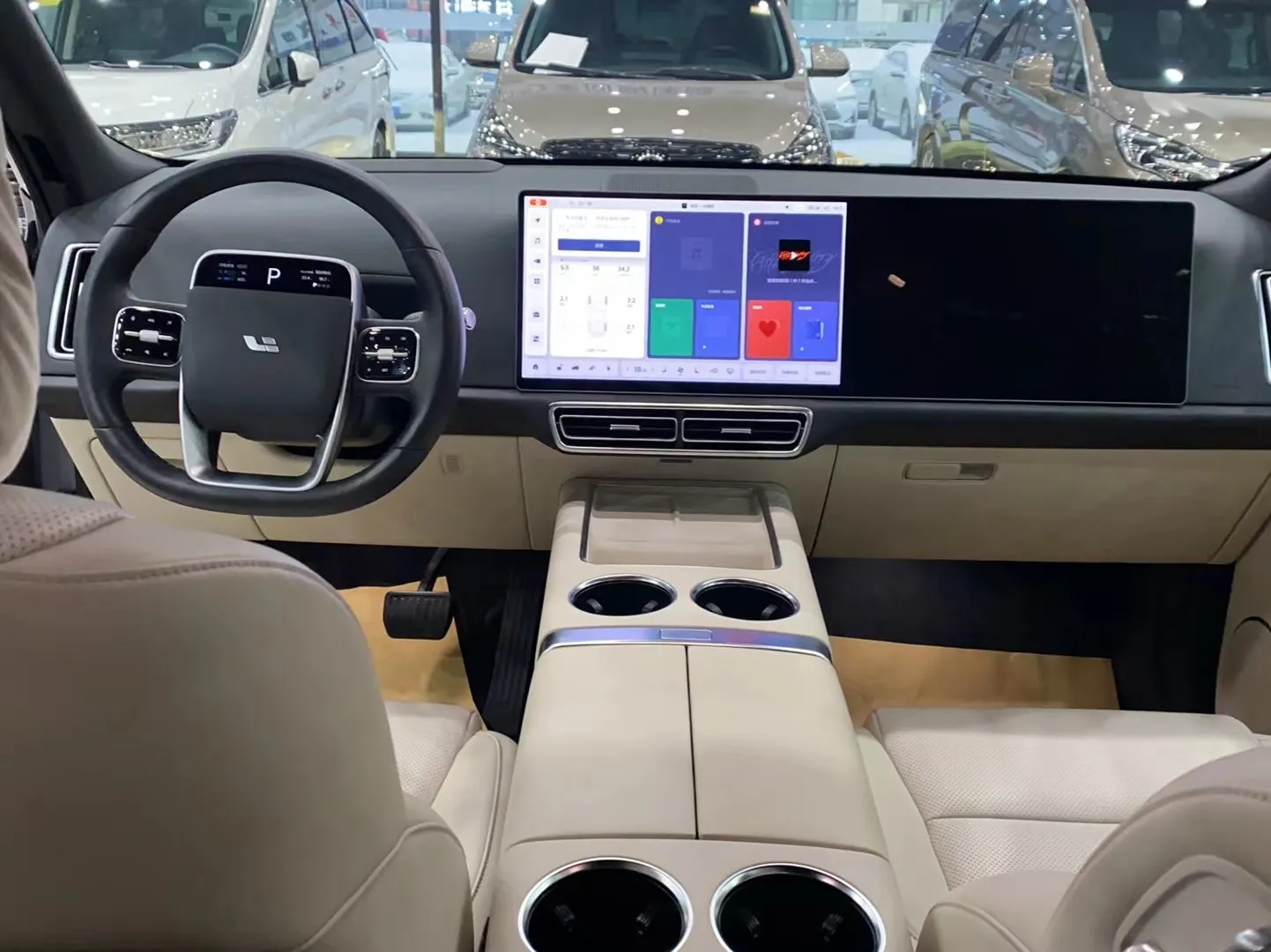 我自己就开电车，自己家宝马和比亚迪电车开过，哥们的蔚来和理想小鹏也开过，感觉这些