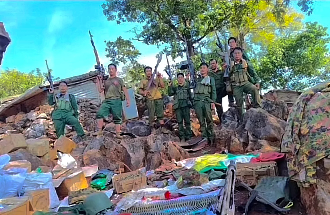 果敢同盟军很早就成立了共产党组织，在森林中一直在培训中层指挥员，整体军事素质较好