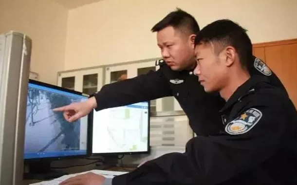 现在派出所长太难干了。我老公今年40岁，干了6年副所长，5年教导员，前年终于提拔