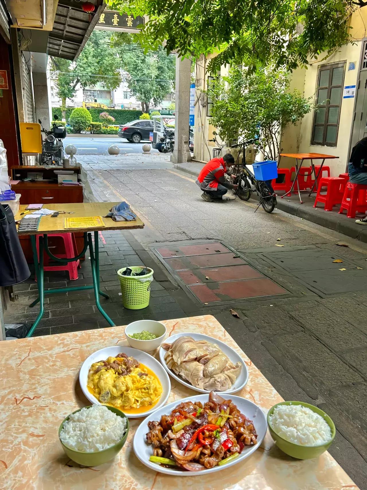 它在广州真的没有对手。。。