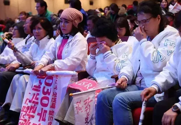 沙特阿拉伯以119比29的票数，击败了韩国，夺得了世博会举办权！尽管这本来并不是