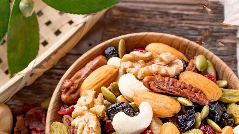 “冬吃碱，火气减”！冬天干燥易上火，多吃4种碱性菜，清热润燥祛火气，安稳过冬