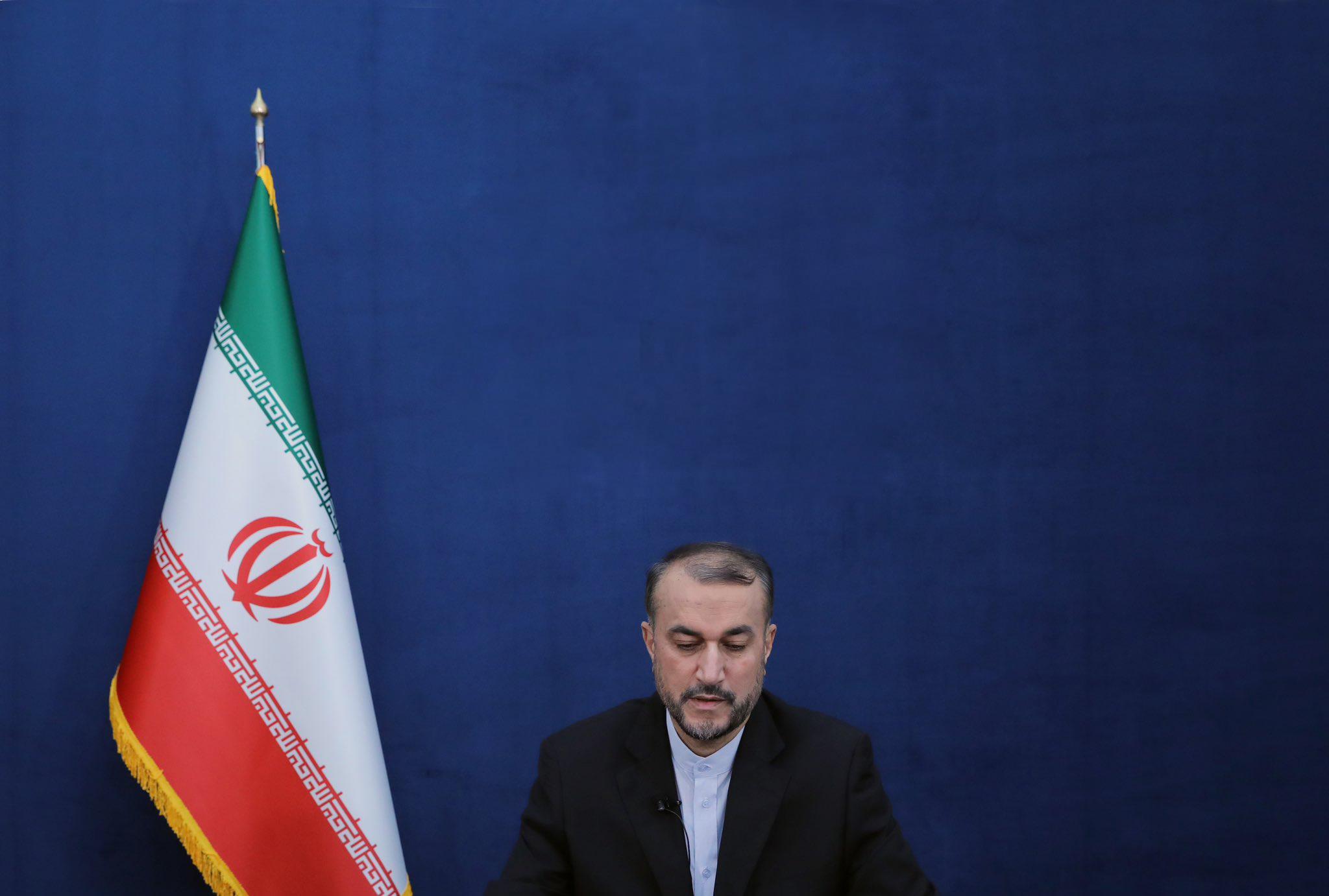 面对目前的巴以局势，伊朗认为必须阻止以色列的军事行动，因为一旦消灭了哈马斯，以色