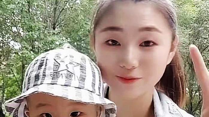 河南杀妻案：丈夫照片曝光，婆婆现身态度嚣张，市民悼念被挡村口