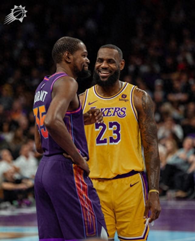 NBA季中锦标赛，湖人在客场以122-119击败太阳，不得不称赞这三个球员！

