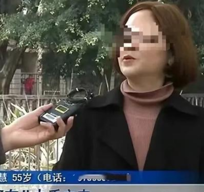 55岁大姐徐娘半老，风韵犹存，而她征婚提出的5个择偶条件让网友“炸锅”！网友：大