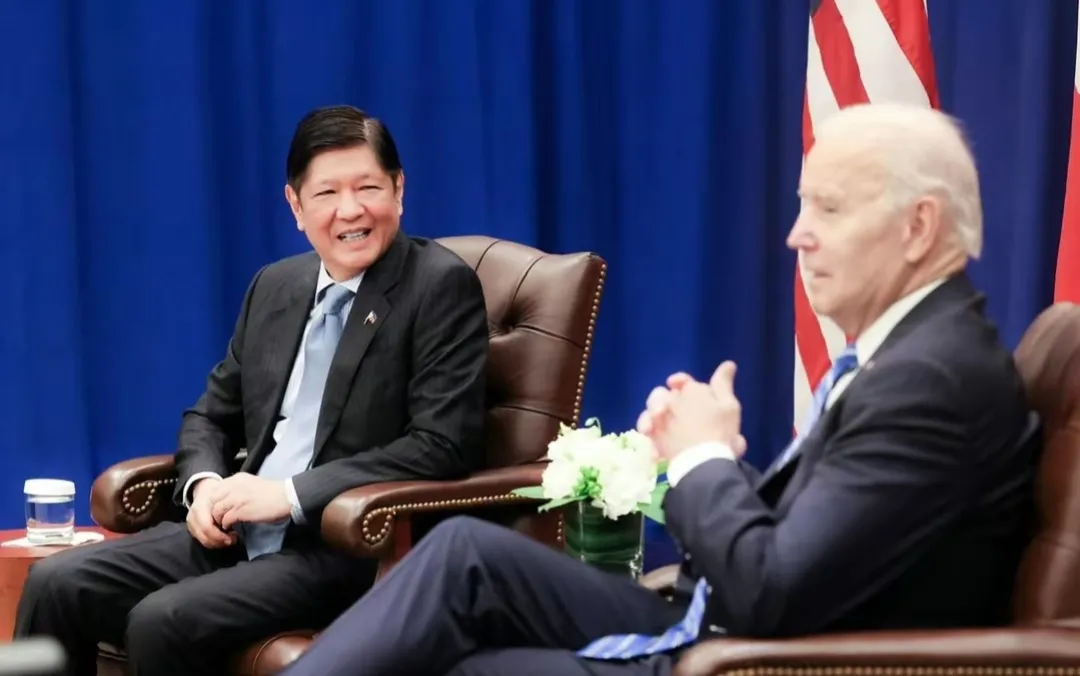 菲律宾总统悲剧了，为了接待中国领导人，美国只能让副总统接见他！

据外媒报道，在