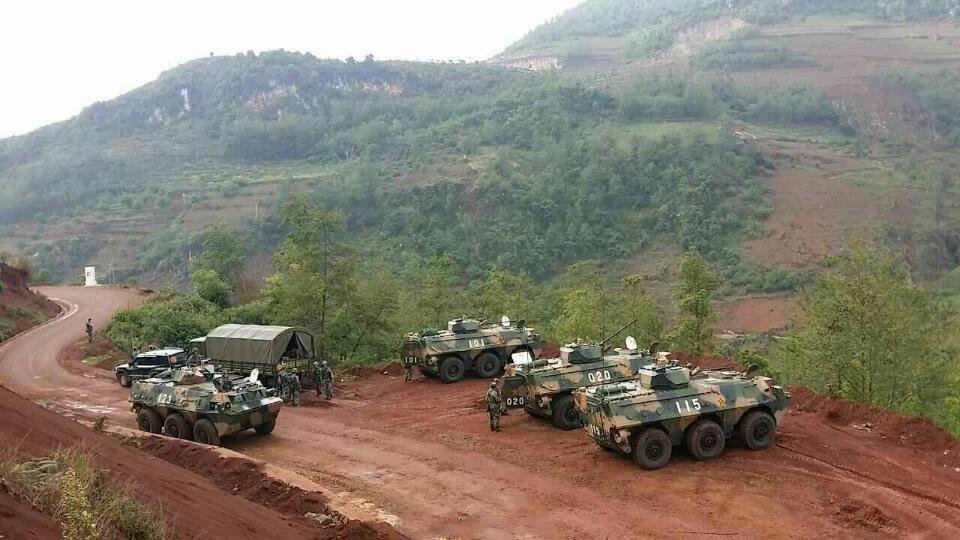 每次缅北局势紧张，国境线上都能看见92轮式步兵战车的身影，下图依次分别是，201