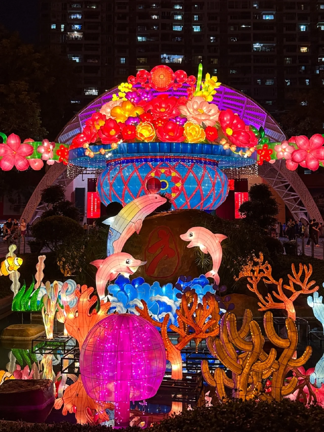 广州过中秋，2023文化公园花灯童趣十足