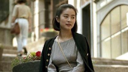 林青霞的容颜转变和时光的磨砺，从颜值女神到内在美的转变，面对时光的勇气和智慧