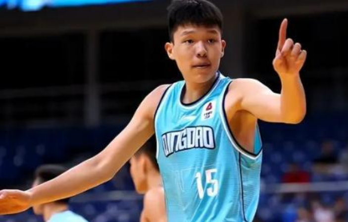 CBA各队新上一队潜力新人盘点：
深圳：王浩然、马明坤
辽宁：李虎翼
广东：黄明