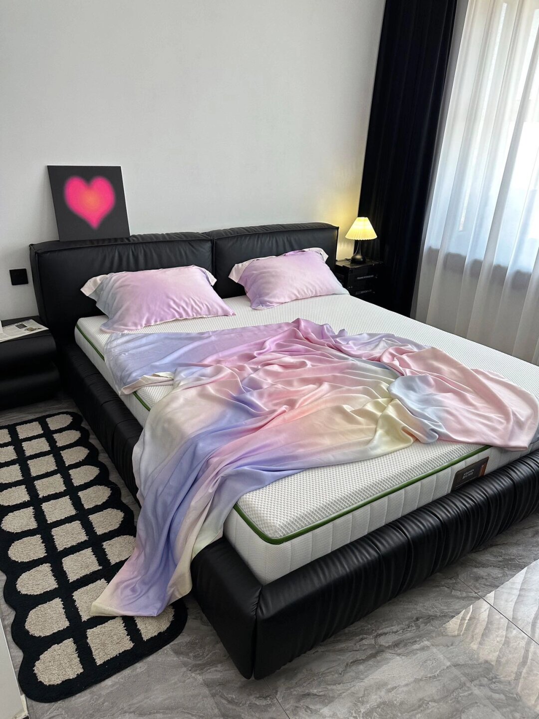 15平少女心卧室真的太好睡啦！
嗨，我是幸运
今天又是一期卧室分享
入住drea