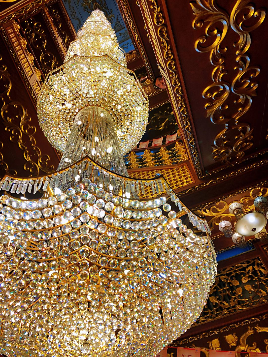 尔滨整活开始，又双叒掏东西了……
尔滨又双叒叕掏东西出来了
