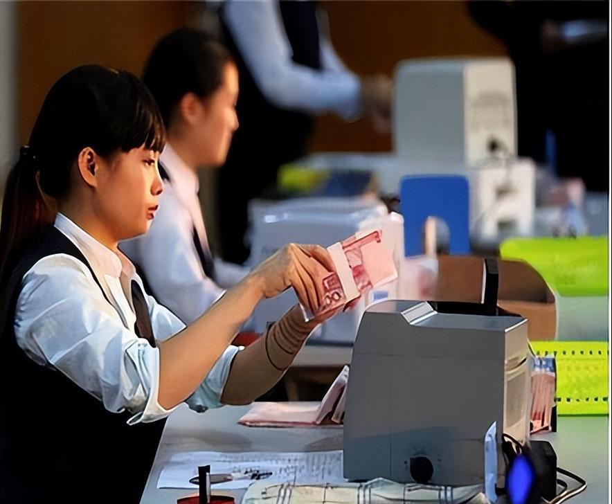 一发工资就从银行卡转走, 对自己有啥影响? 懂行人已停止这种行为
