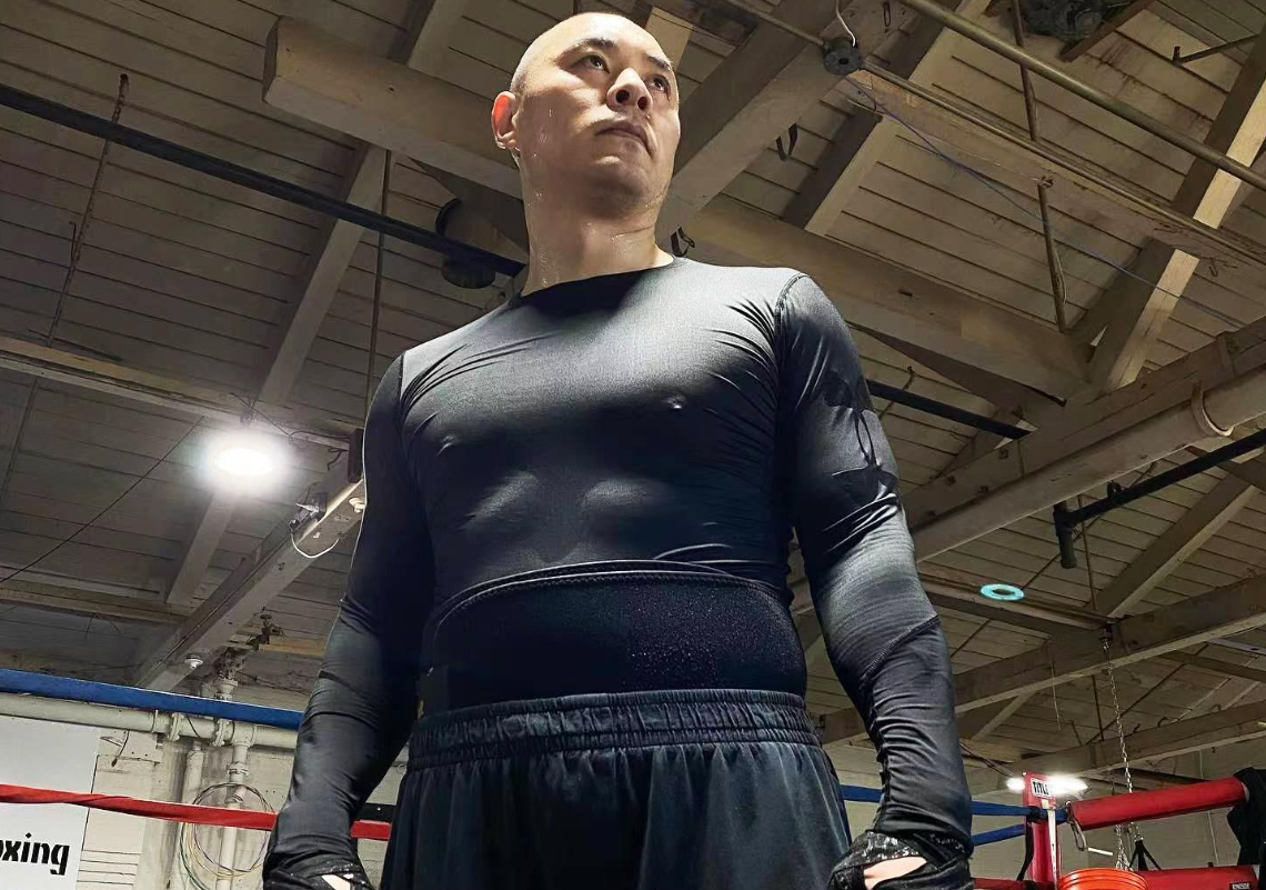 “大爆炸”张志磊和新西兰拳王帕克3月在沙特的WBO重量级临时世界金腰带头衔战可谓