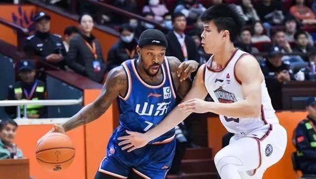 山东男篮外援资料到位，丁伟率教练组考察，高速集团豪赌季后赛山东男篮目前取得了8胜