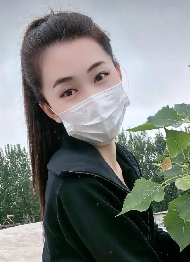 今年已经38了，已经是超级大龄剩女了，不再找了，已经是过了一半的人了，其实一个人