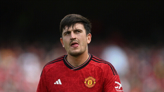 马奎尔终于离开曼联了我想移民