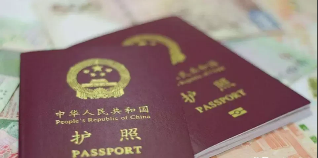 一个非常沉重的话题，今年移民到美国的国人达到94万，他们带给美国的钱就达到15万