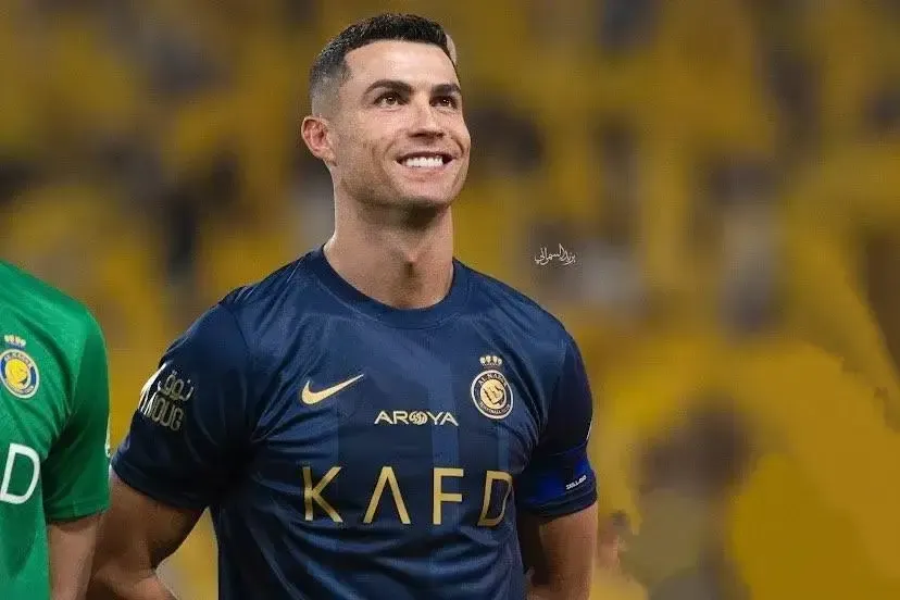 天神下凡，一己之力，球王C罗逆袭金球奖
       沙特联赛第11轮今晚继续进