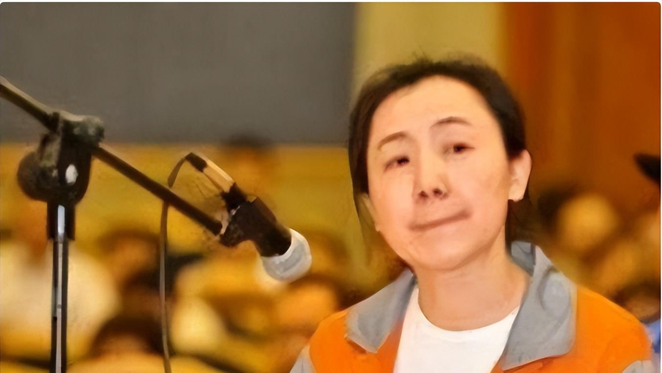 最野蛮的女贪官: 敛财1.46亿, 因暴力执法被捅三刀, 面对审判: 我不服