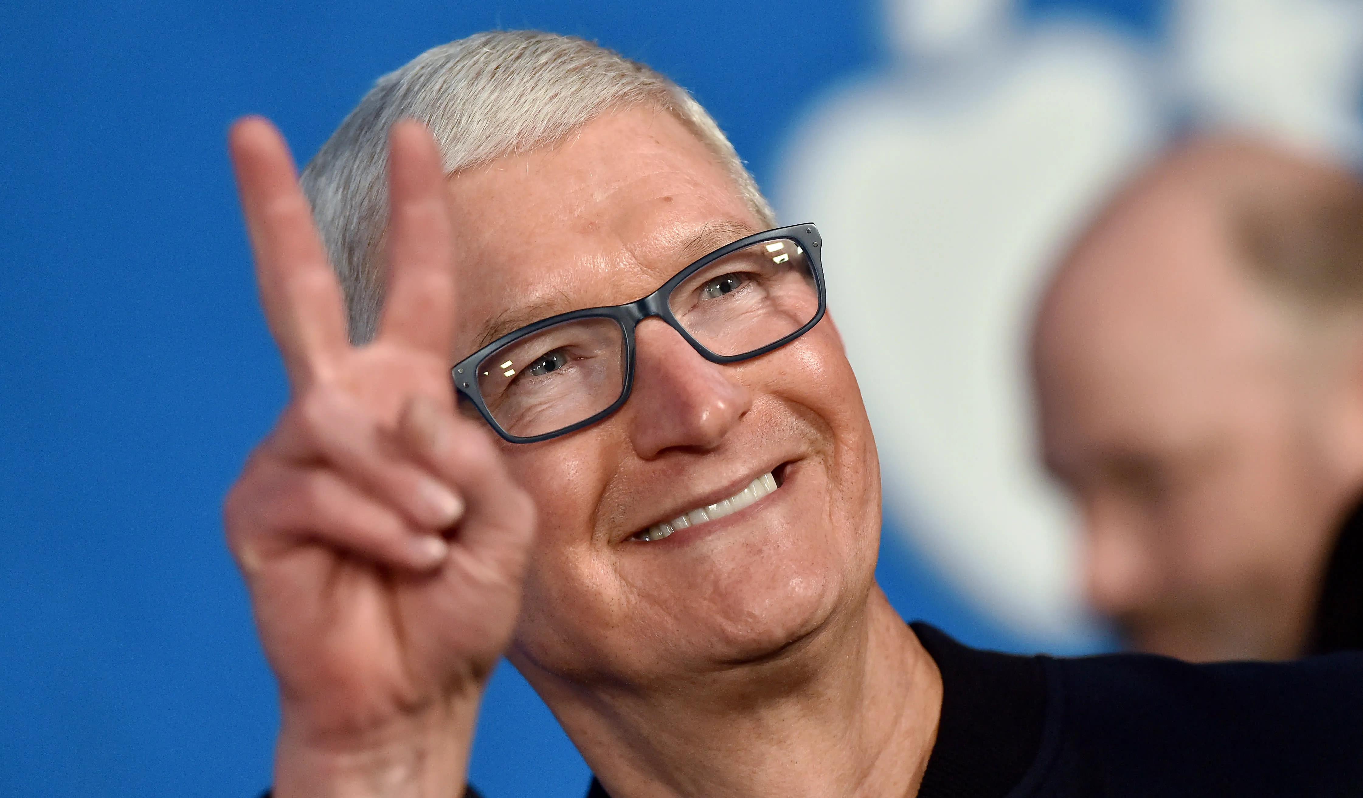 苹果在赌中国人以后还会买iPhone！随着苹果CEO高调宣布iPhone17将在