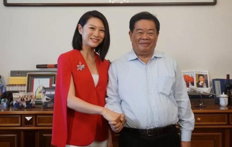 曹德旺将160亿财产全部转移到妻子名下，再三叮嘱：“亲爱的，爬进棺材之前，绝对不