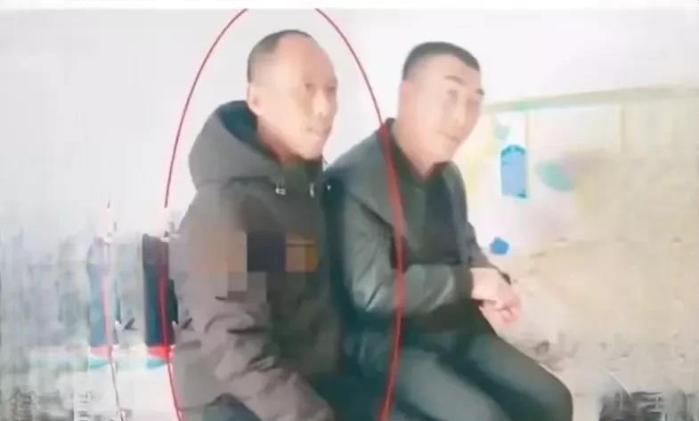 “脸皮太厚了！”甘肃，一男孩7岁时父母离婚，没过多久父亲再婚，继母对他也很好，4